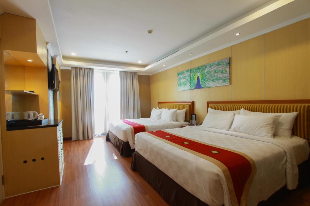 Swiss-Belhotel Maleosan Manado Exterior photo
